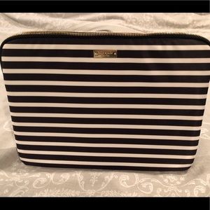 EUC Kate Spade padded laptop sleeve